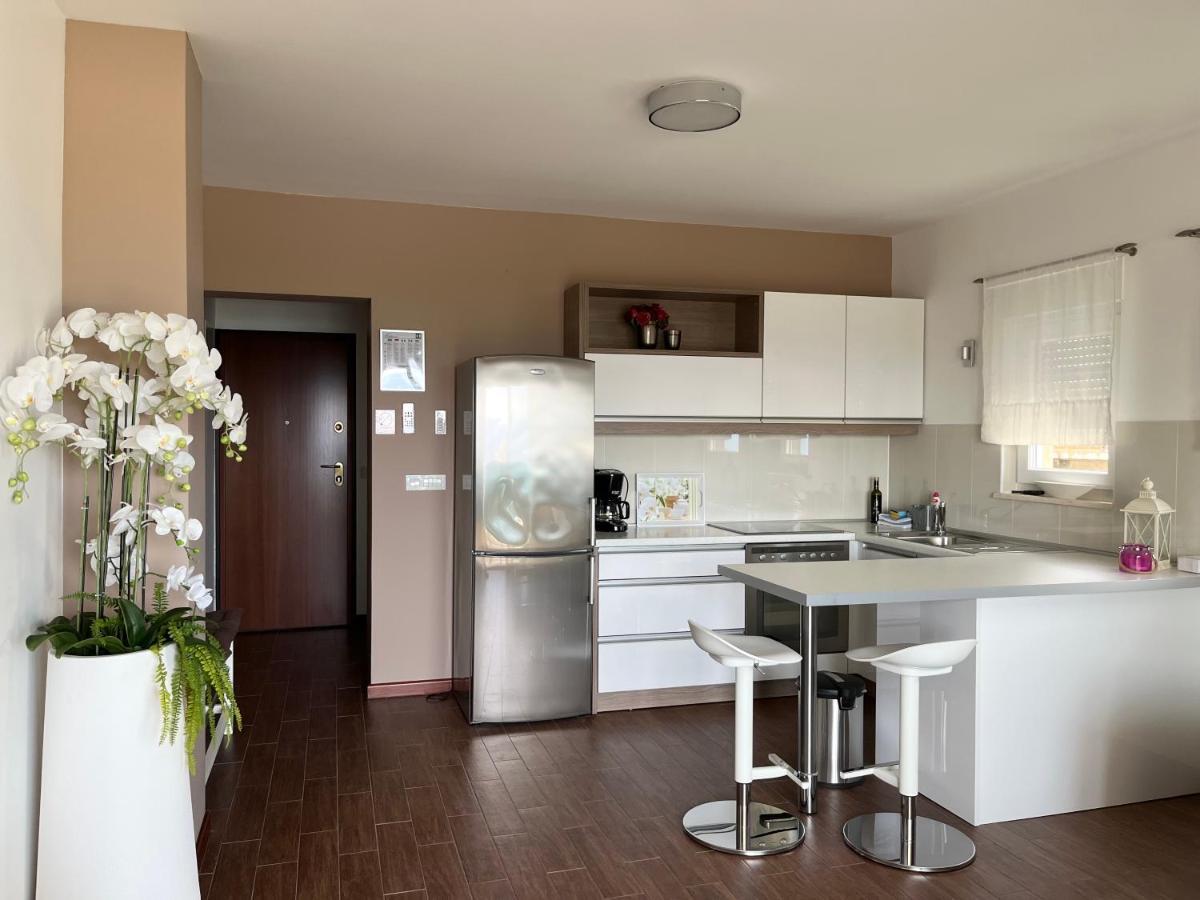 Apartments Casabrillantin Tučepi Esterno foto